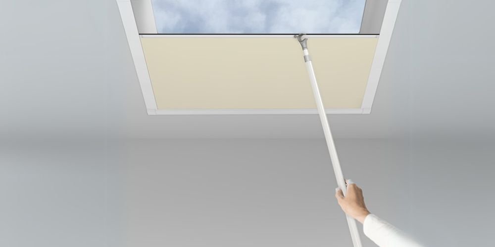 flat roof roller blind