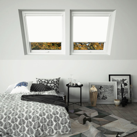 Ice White Aurora White Frame Skylight Window Blinds